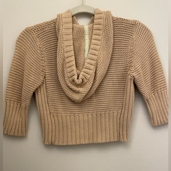 Urban Behaviors Tan crop zip up sweater. - Picture 2 of 3